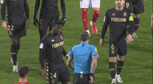 教练换人太神了，直接改变比赛